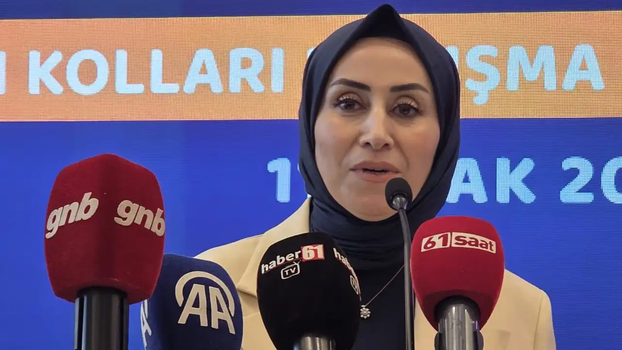 ak-parti-kadin-kollari-il-danisma-meclisi-trabzonda-gerceklestirildi