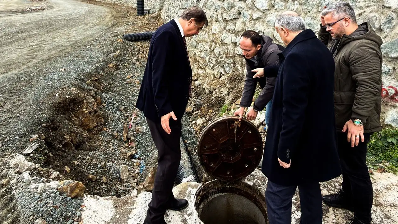 tiskiden-altyapi-hamlesi-trabzonda-kanalizasyon-ve-yagmursuyu-hatlari-ayriliyor