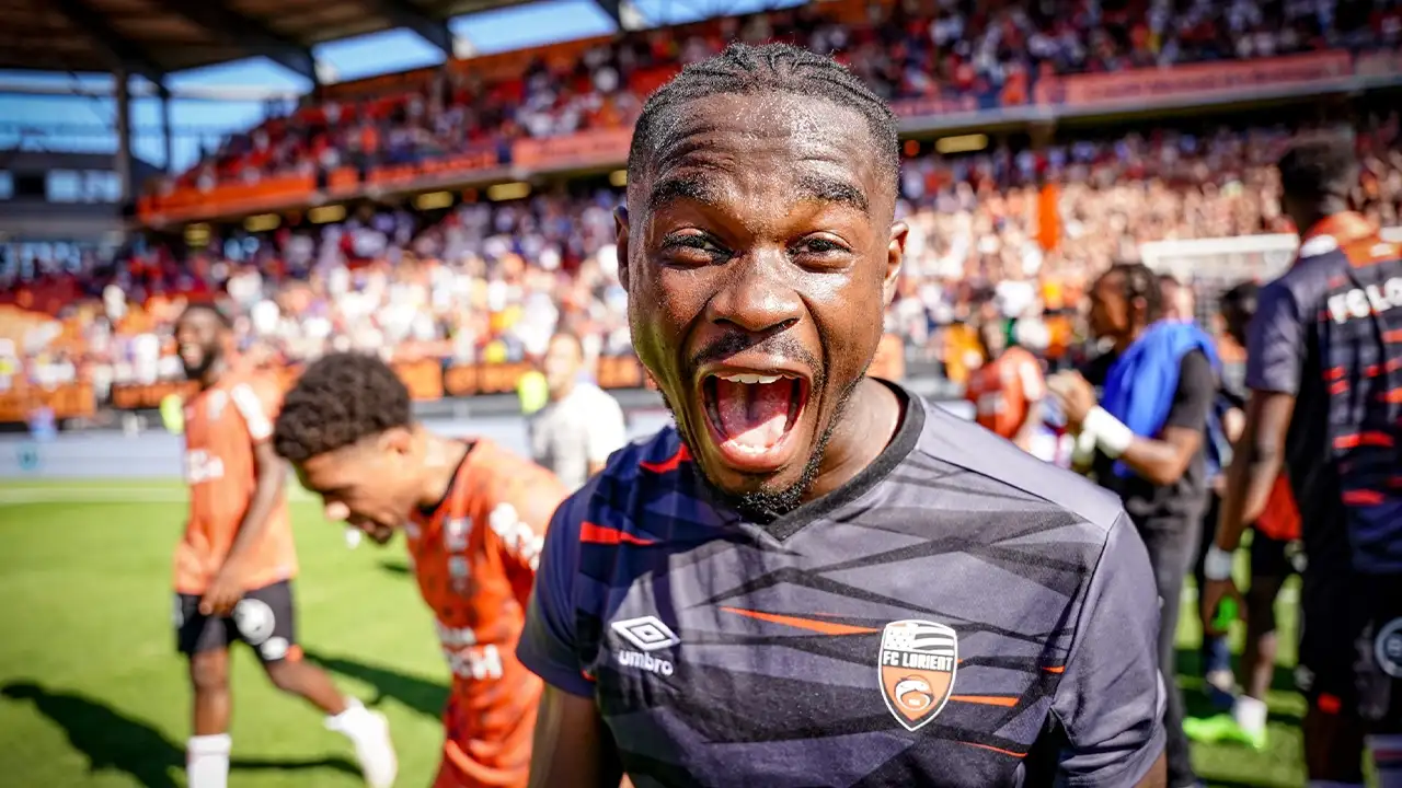 trabzonspor-sol-bek-icin-rotasini-fransaya-cevirdi