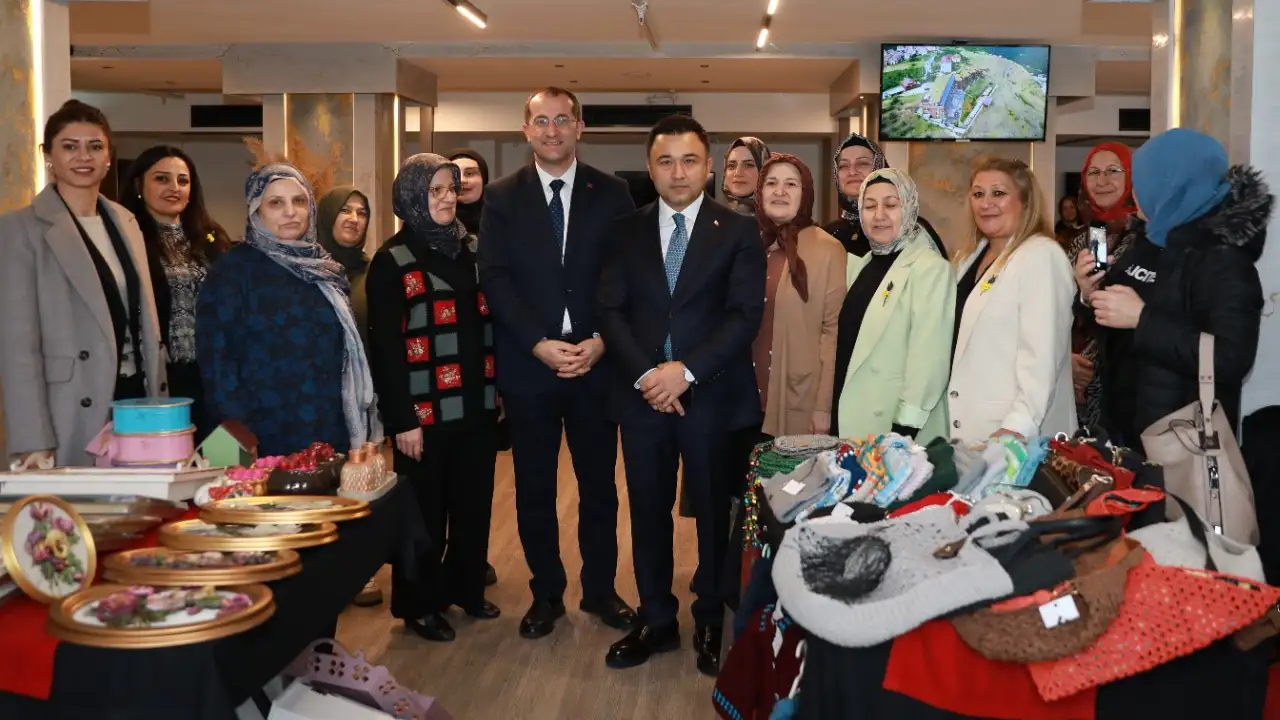 akcaabatta-kalandar-bulusmasi-uretici-kadinlari-bir-araya-getirdi