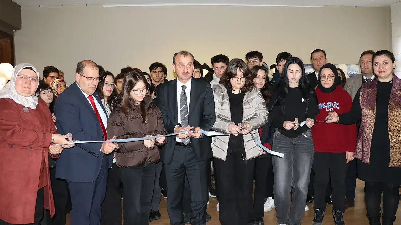 trabzonun-unutulan-kiyafetleri-yeniden-hayat-buldu-150-yillik-kiyafetleri-gun-yuzune-cikti