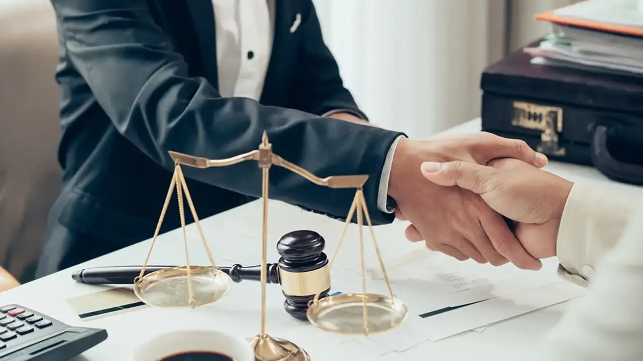 adalet-bakanligi-avukatlik-ucret-tarifesi-ne-oldu