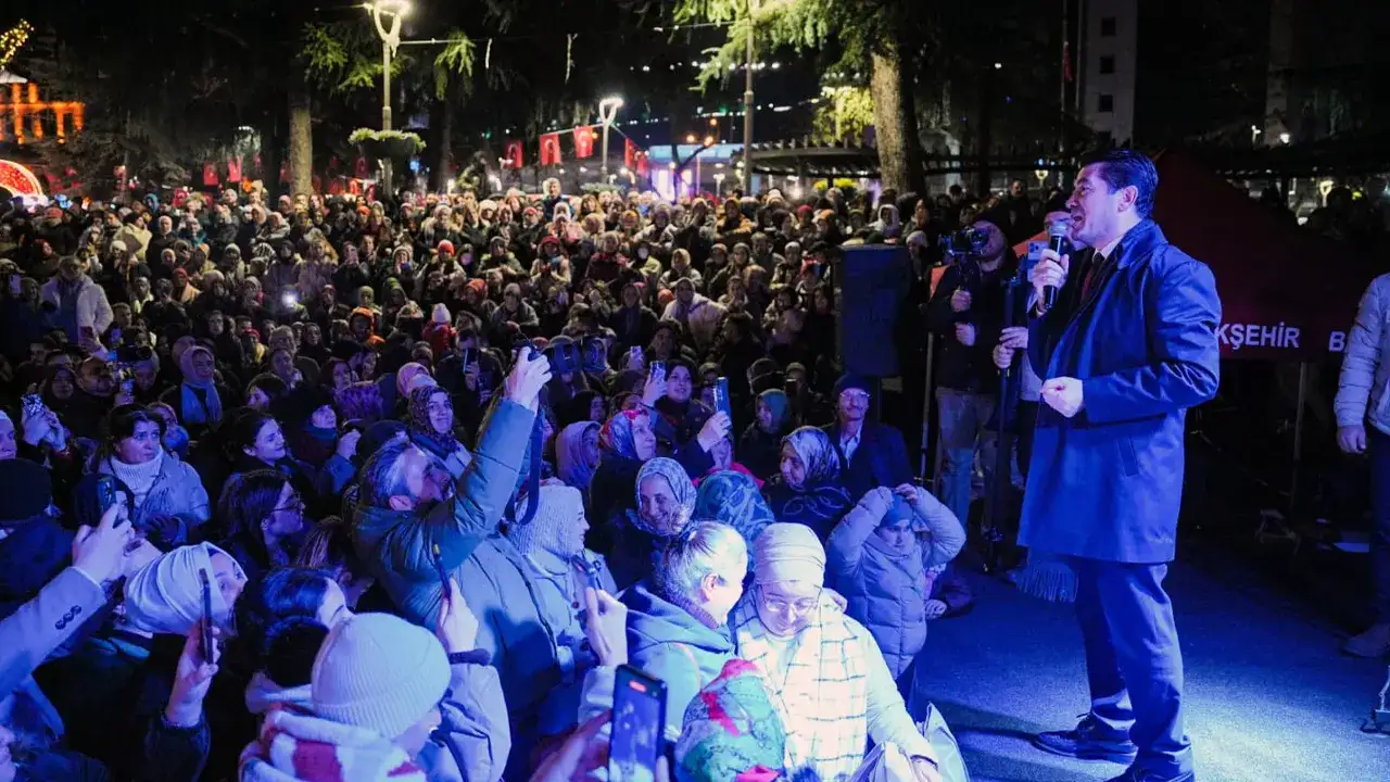 ortahisarda-kalandar-gecesi-festival-havasinda-kutlandi