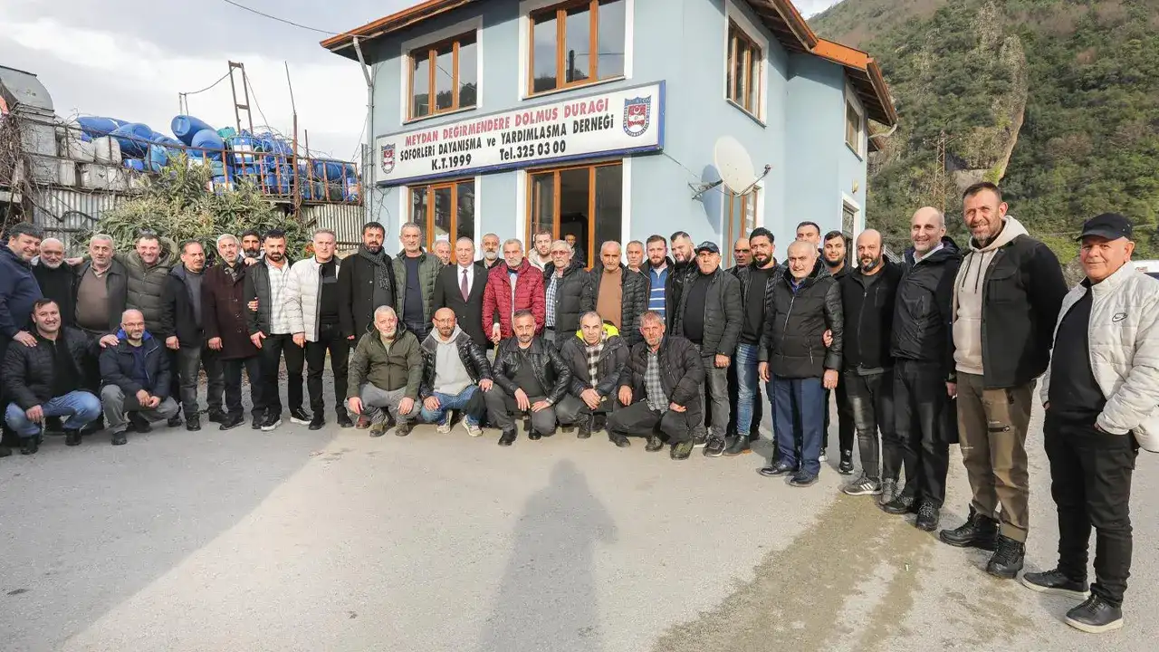 ali-sukru-celikturk-sofor-esnafiyla-bulusuyor