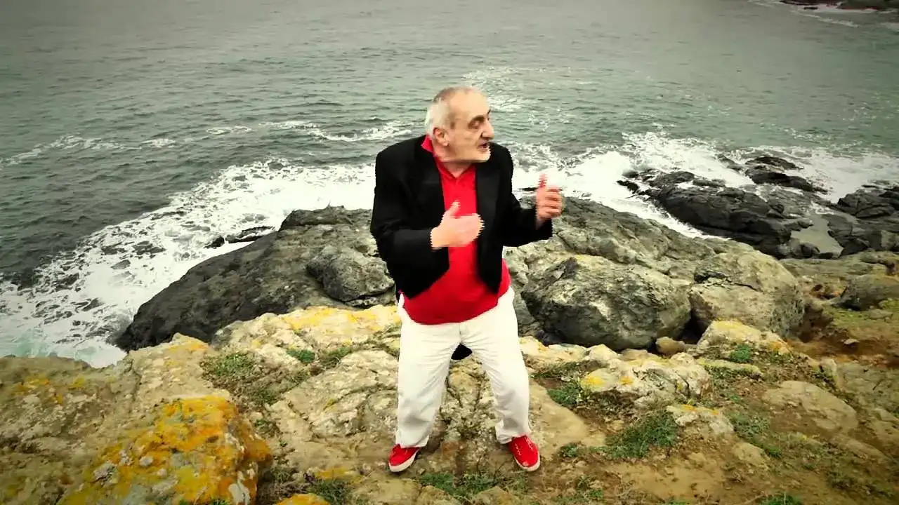 trabzonlu-sanatcidan-aci-haber-hayatini-kaybetti