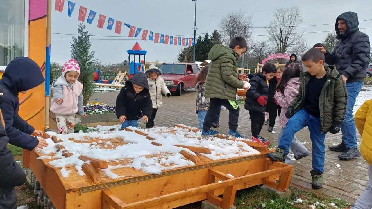 trabzon-cilekli-dusler-koyu-cocuklari-bekliyor