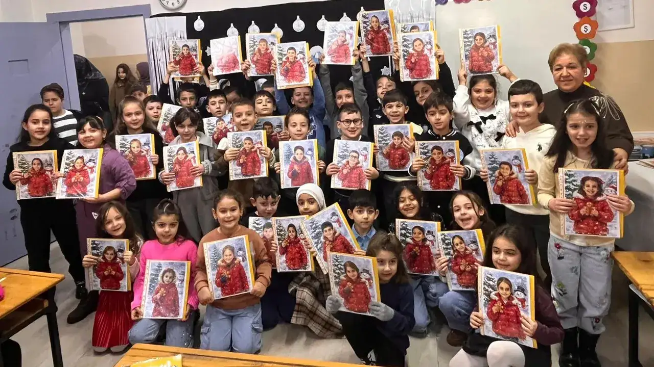 trabzonda-okullarda-karne-sevinci-yasandi