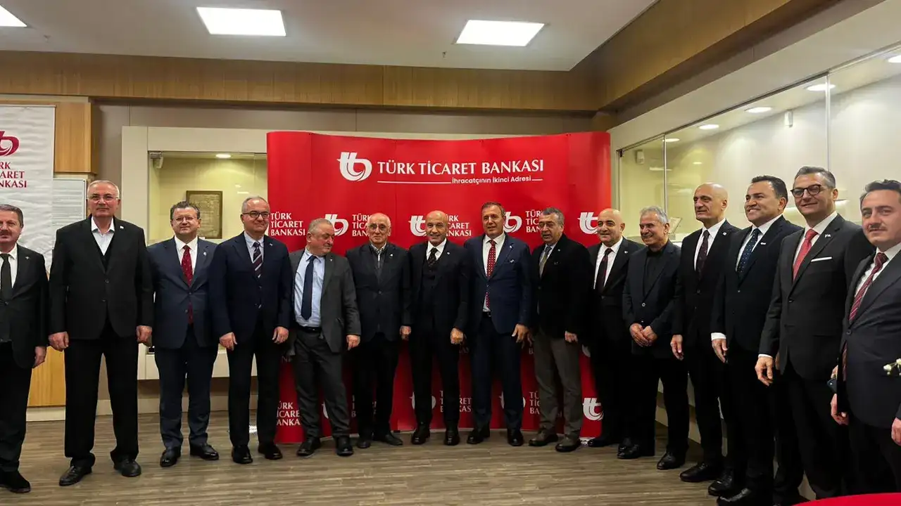 trabzonda-turk-ticaret-bankasi-faaliyete-gecti-trabzonu-cok-daha-yukarilara-tasiyalim