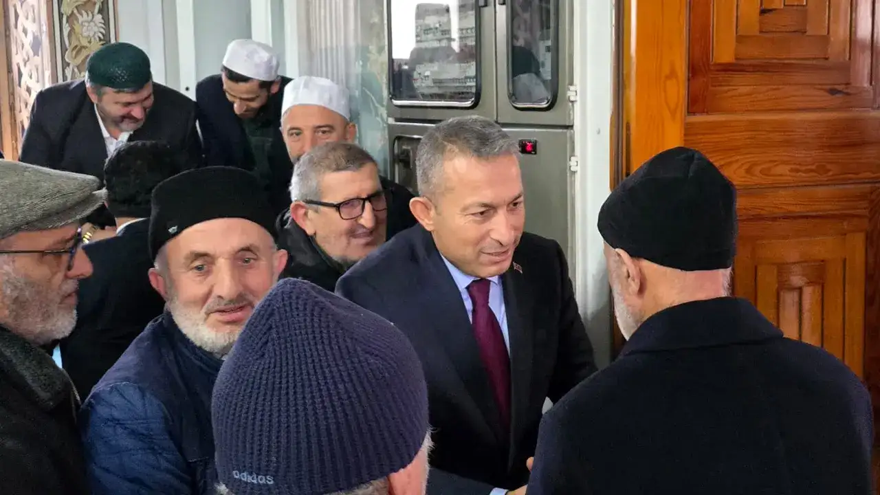 vali-tahir-sahin-sahaya-indi-vatandaslarla-bulustu