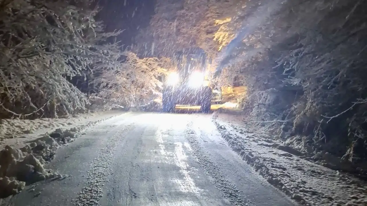 ortahisarda-kar-mesaisi-tum-mahalle-yollari-acik