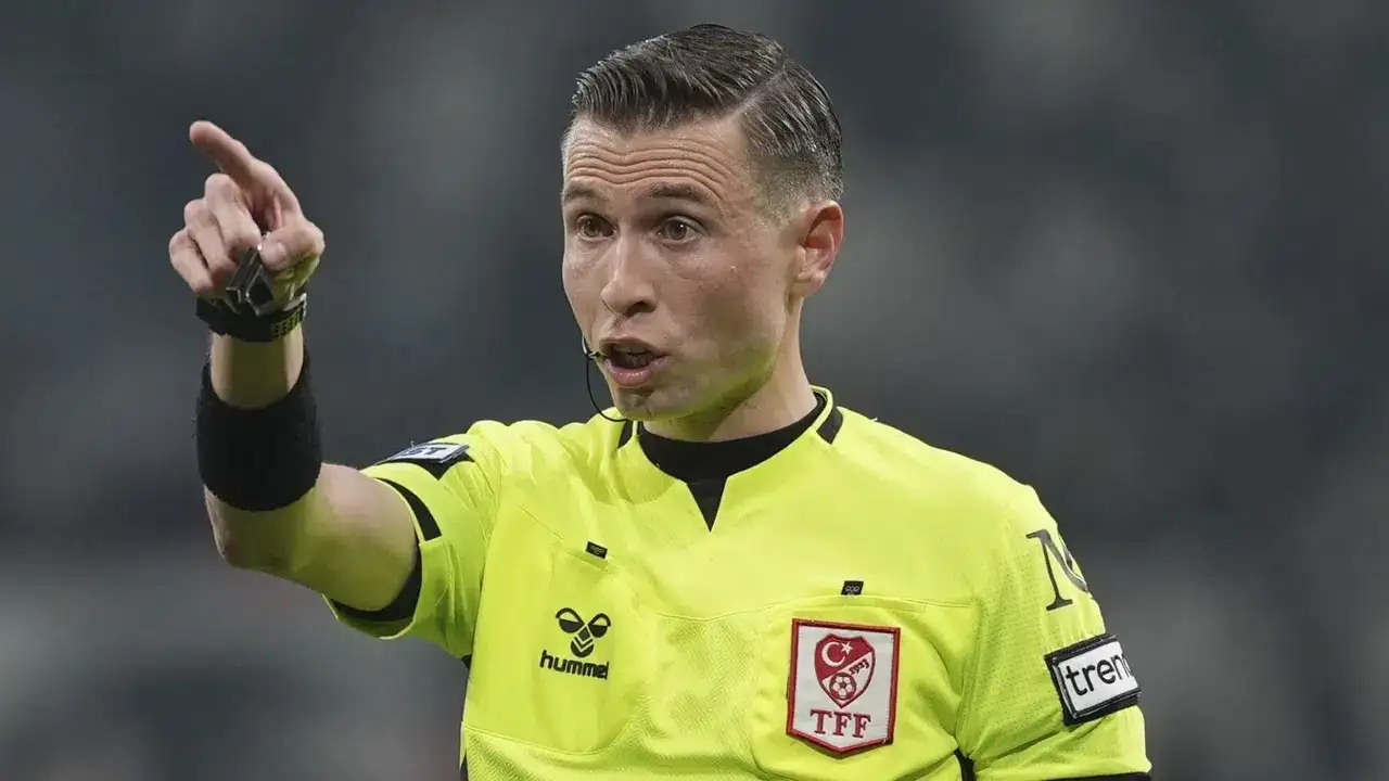 kocaelispor-trabzonspor-macinda-hakem-tepkisi