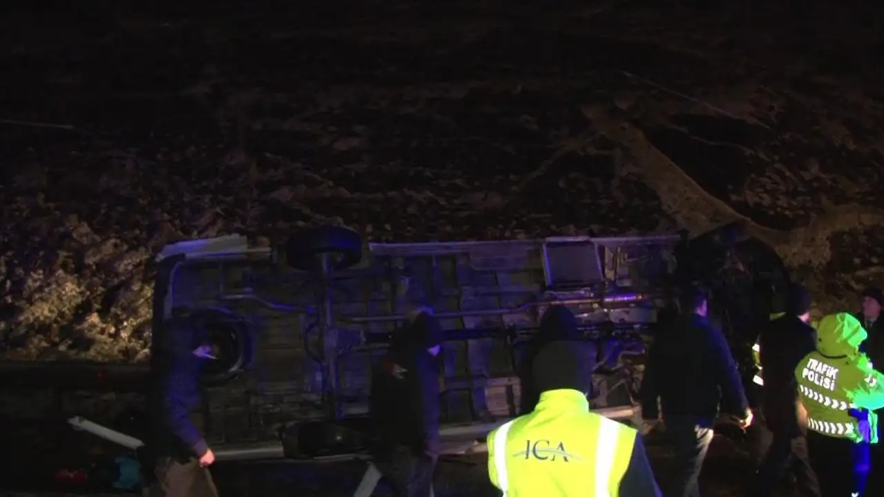 kuzey-marmara-otoyolunda-gece-yarisi-kaza-sans-eseri-olen-yok