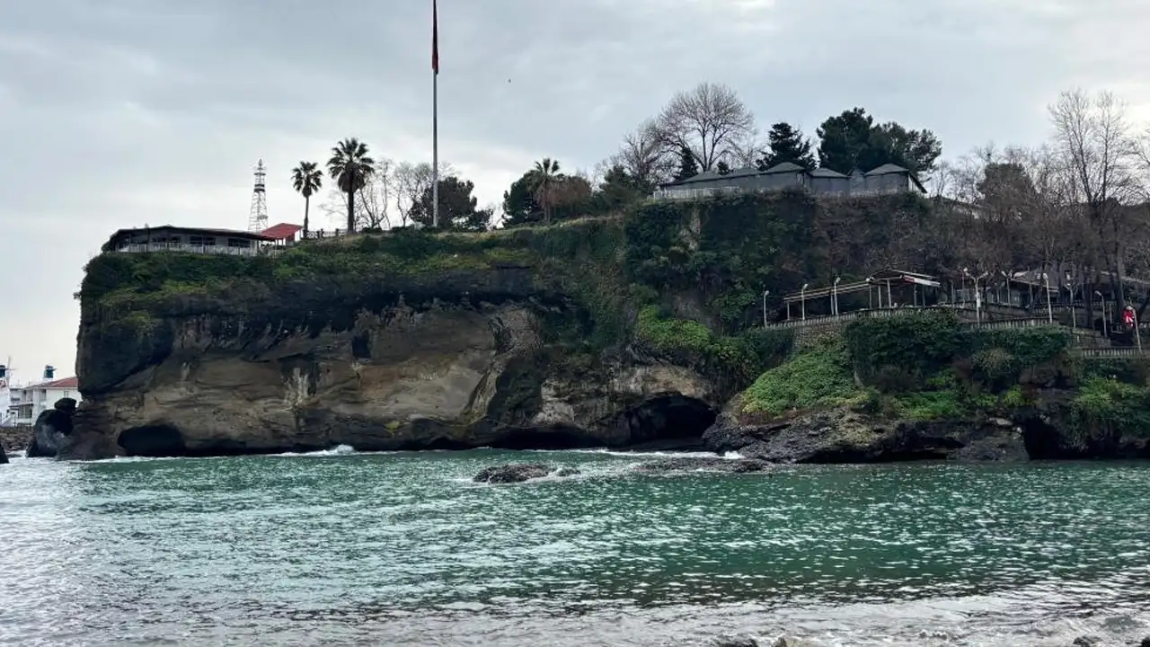 trabzonun-kalbindeki-sir-alan-guzelhisar-kalesi-neden-yillardir-kapali