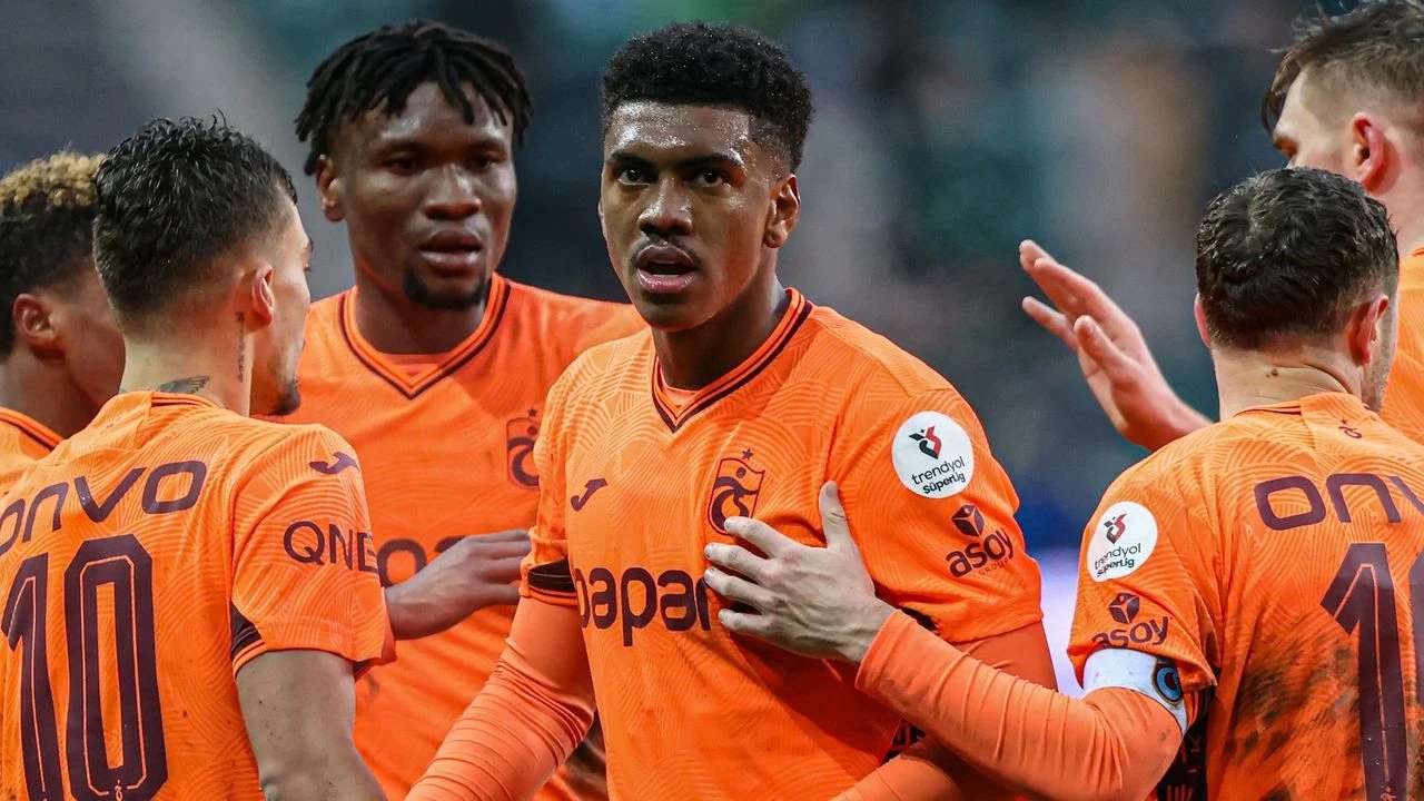 trabzonspor-kasimpasayi-konuk-ediyor-firtina-ic-sahada-galibiyet-pesinde