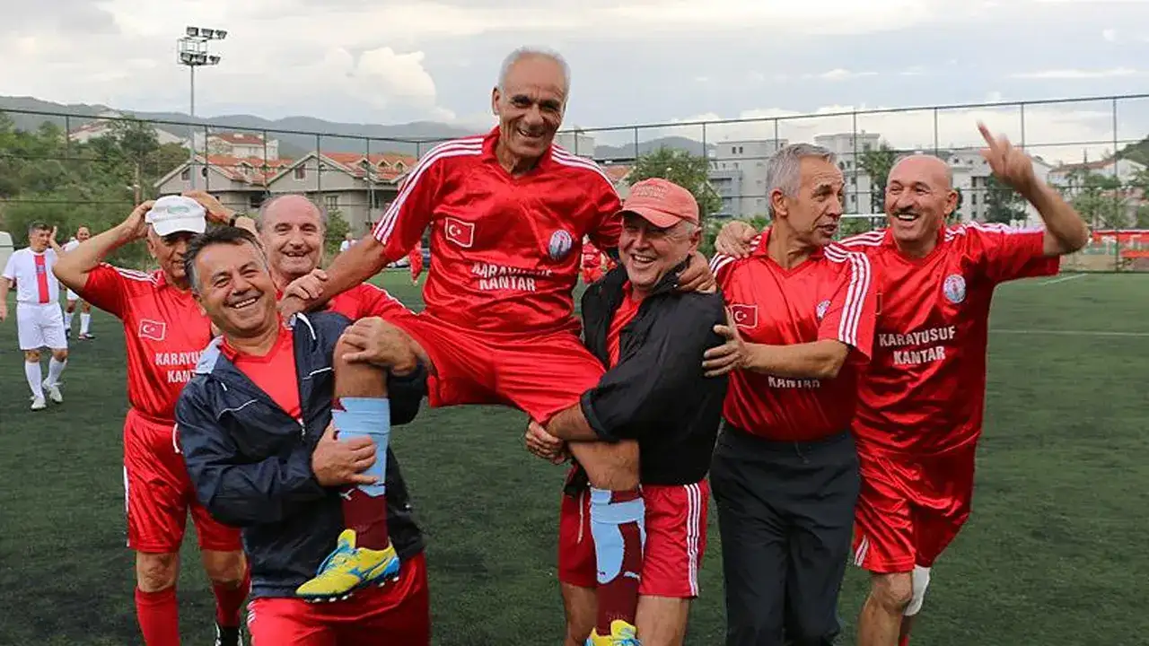 trabzonsporun-duayeni-hatay-yurdakul-hayata-veda-etti