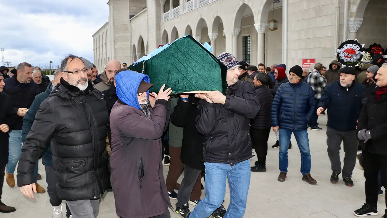 trabzonsporun-duayeni-hatay-yurdakul-son-yolculuguna-ugurlandi