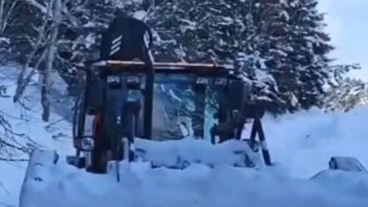 artvinde-kar-engeli-130-koy-yolunda-ulasim-saglanamiyor