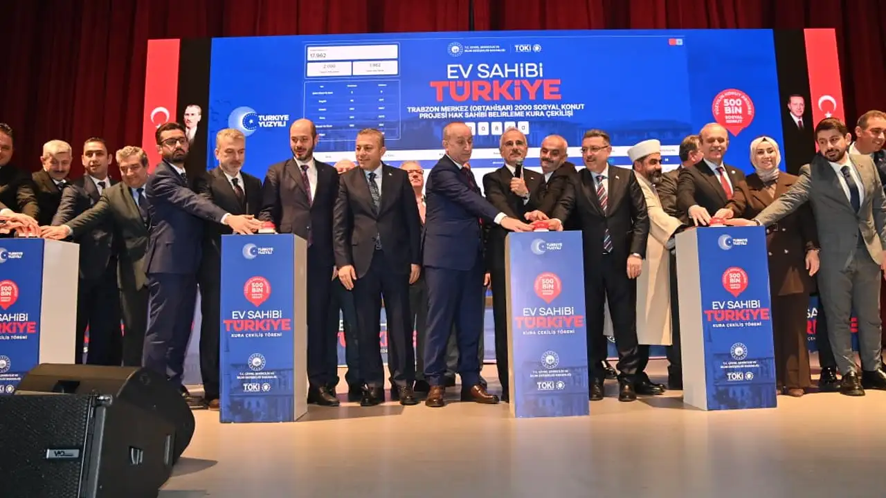 bakan-uraloglu-acikladi-trabzon-ankara-arasi-hizli-trenle-45-saate-dusecek
