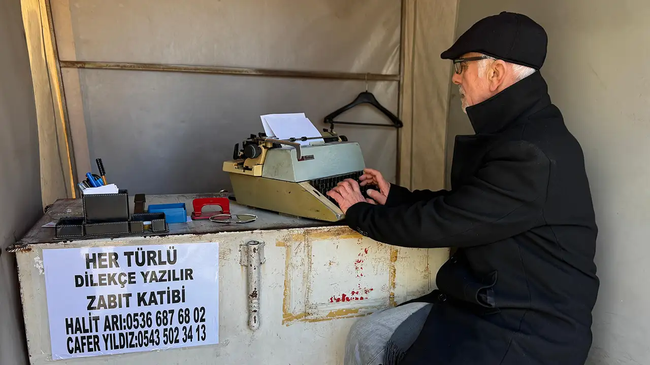 orduda-50-yillik-arzuhalci-yapay-zekaya-yeniliyor