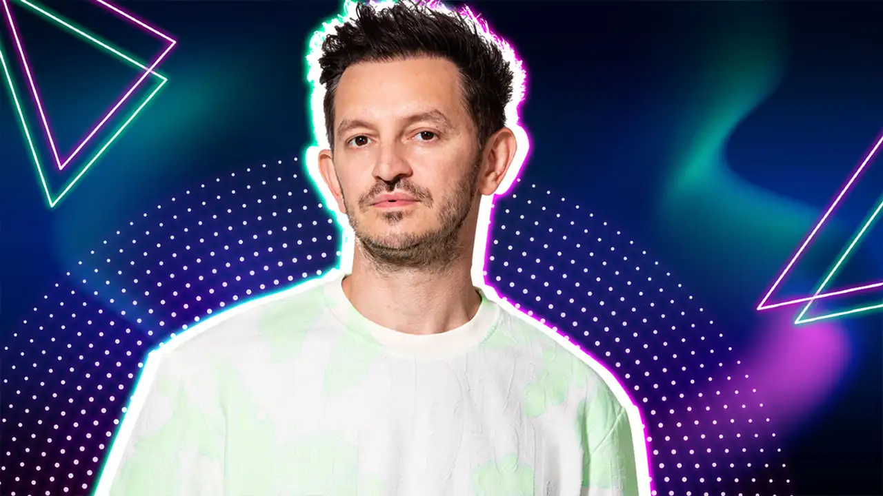 dunyaca-unlu-dj-burak-yeter-haber61den-genclere-seslendi-bize-ulasin-elimizden-geldigi-kadar-destek-verelim