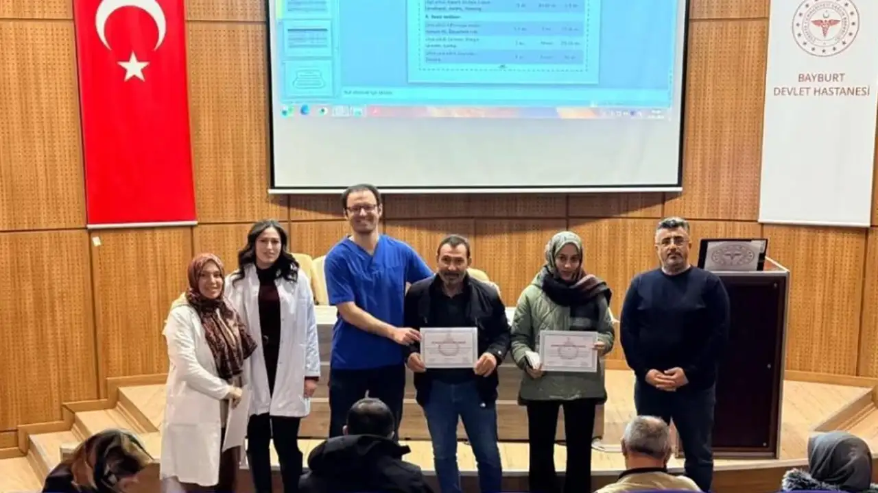 bayburtun-diyabet-okulu-yogun-ilgi-gordu