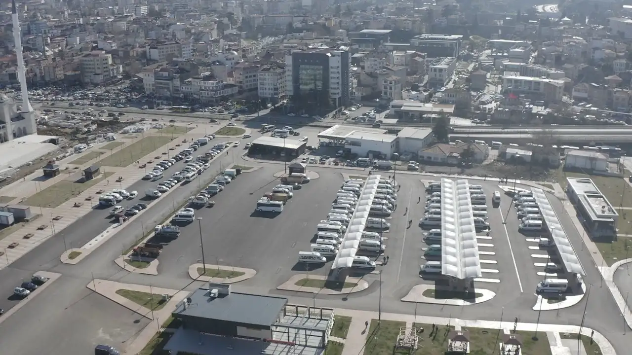 trabzonda-dolmuslar-yeni-yerlerine-tasiniyor