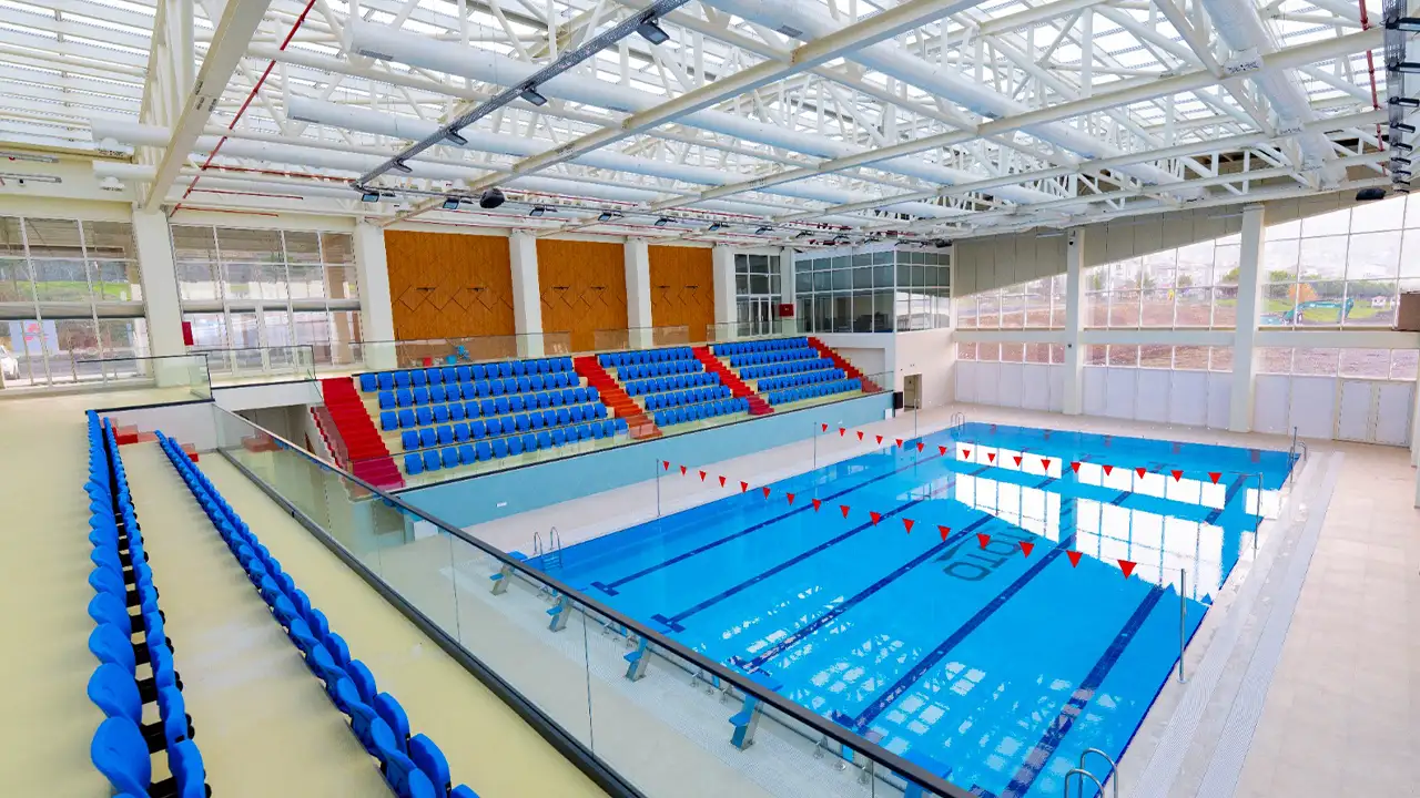 akcaabatta-yari-olimpik-yuzme-havuzu-hizmete-aciliyor