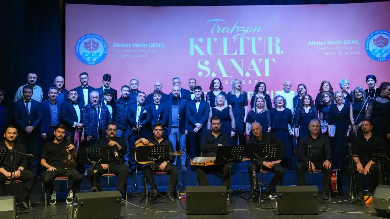 trabzonda-sanat-dolu-gece-konser-yogun-ilgi-gordu