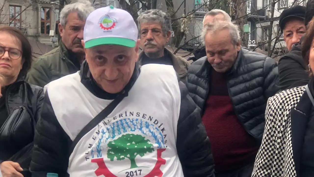 emekliler-trabzon-meydanda-haykirdi-musait-zaman-yok-gecinemiyoruz