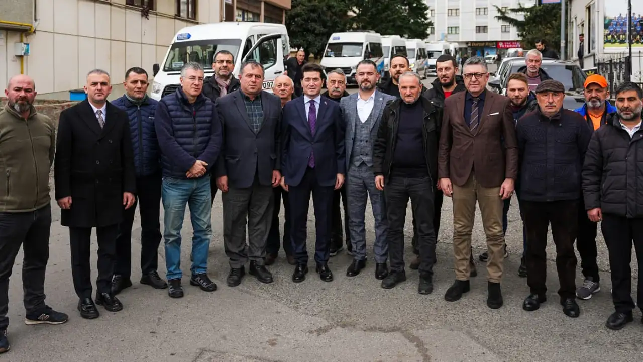 trabzonda-yeni-dolmus-duzenine-itiraz-baskan-kayadan-destek