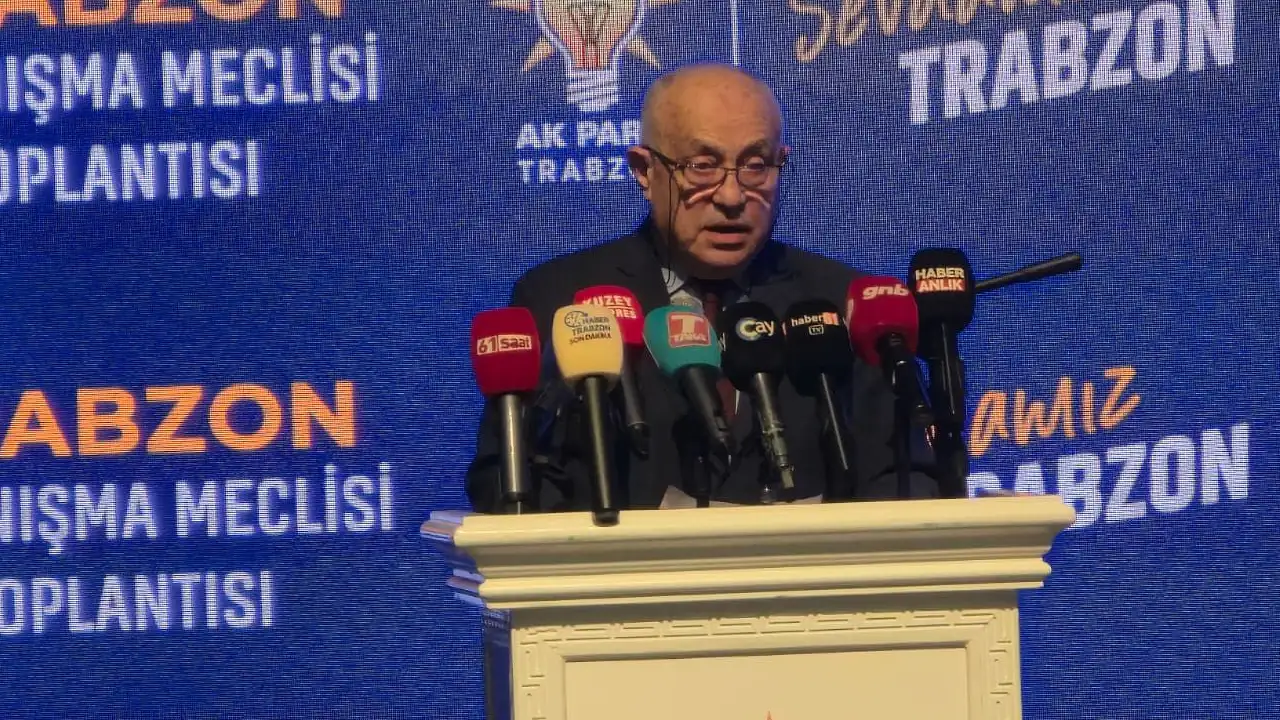 ak-parti-trabzon-teskilati-toplandi-davamiza-sahip-cikacagiz