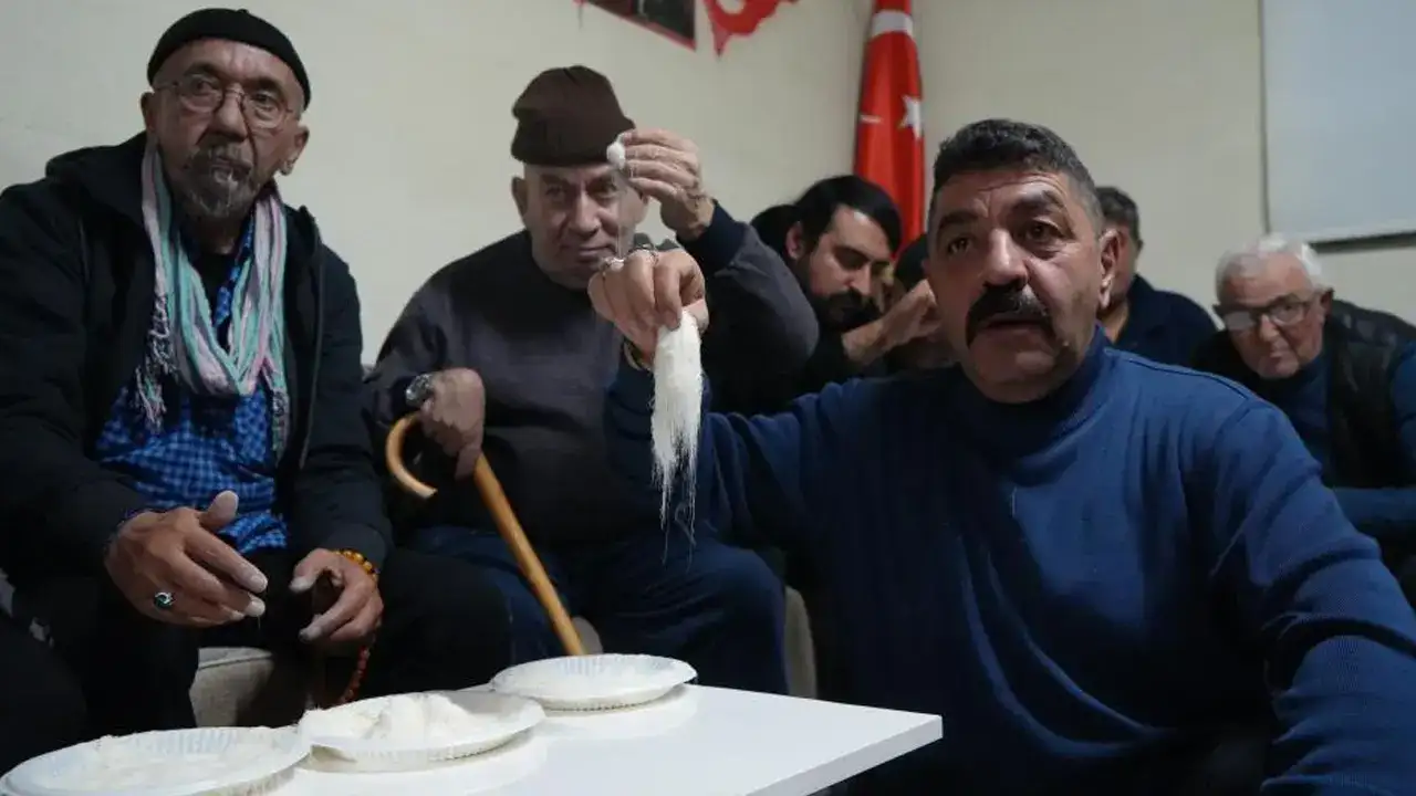 bayburtta-tel-helvasi-gelenegi-kusaklari-bulusturdu