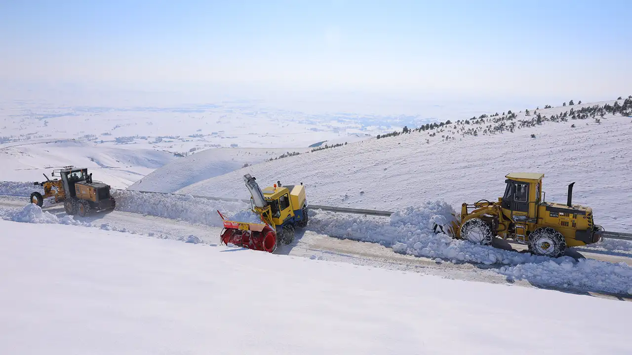 dogu-karadenizde-kis-turizmine-yeni-soluk-aydintepe-yaylasinda-festival