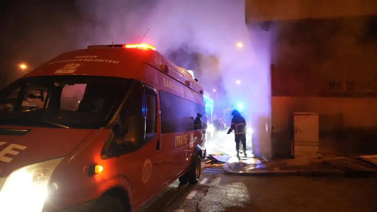 samsunda-bodrum-katta-yangin-8-kisi-dumandan-etkilendi