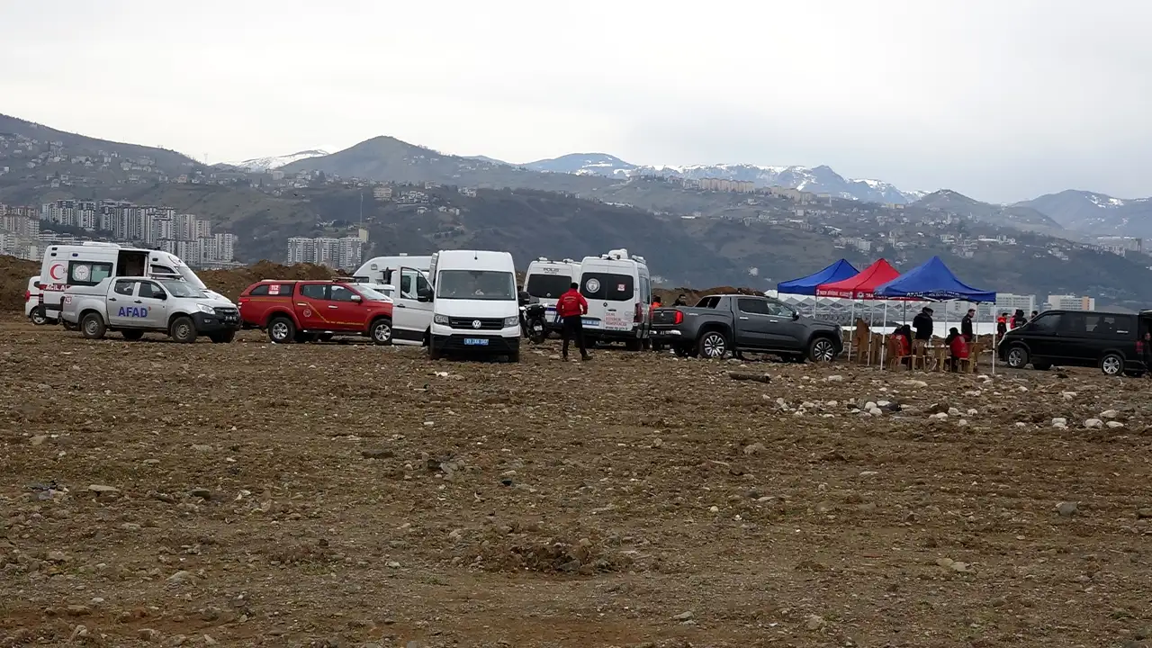 trabzonda-kayip-enes-terzi-her-yerde-araniyor-son-goruntuleri-ortaya-cikti