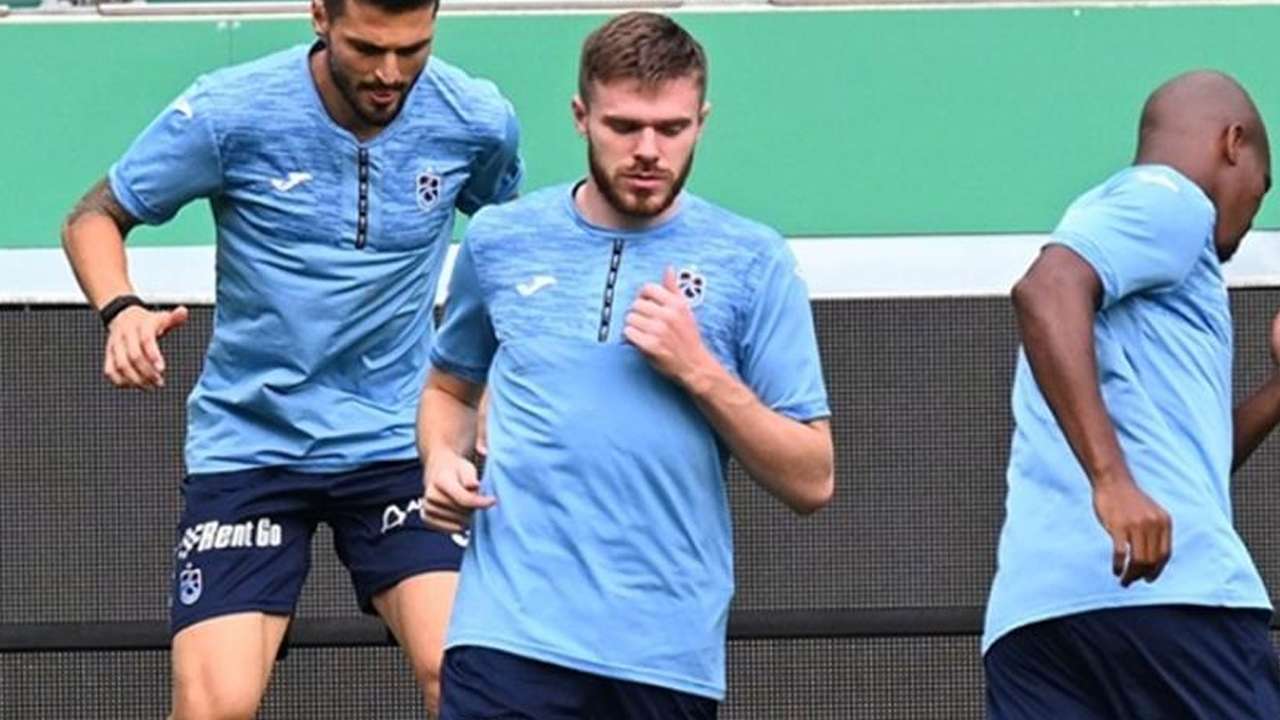 trabzonsporlu-batagovun-eski-antrenorunden-carpici-sozler-30-milyon-euro-cok-degil