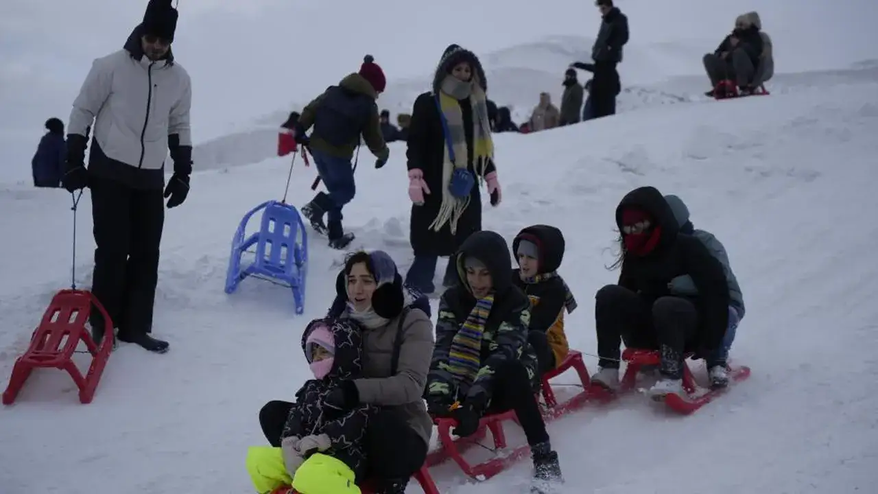 ziganaya-somestr-tatilinde-ziyaretci-akini-yasandi