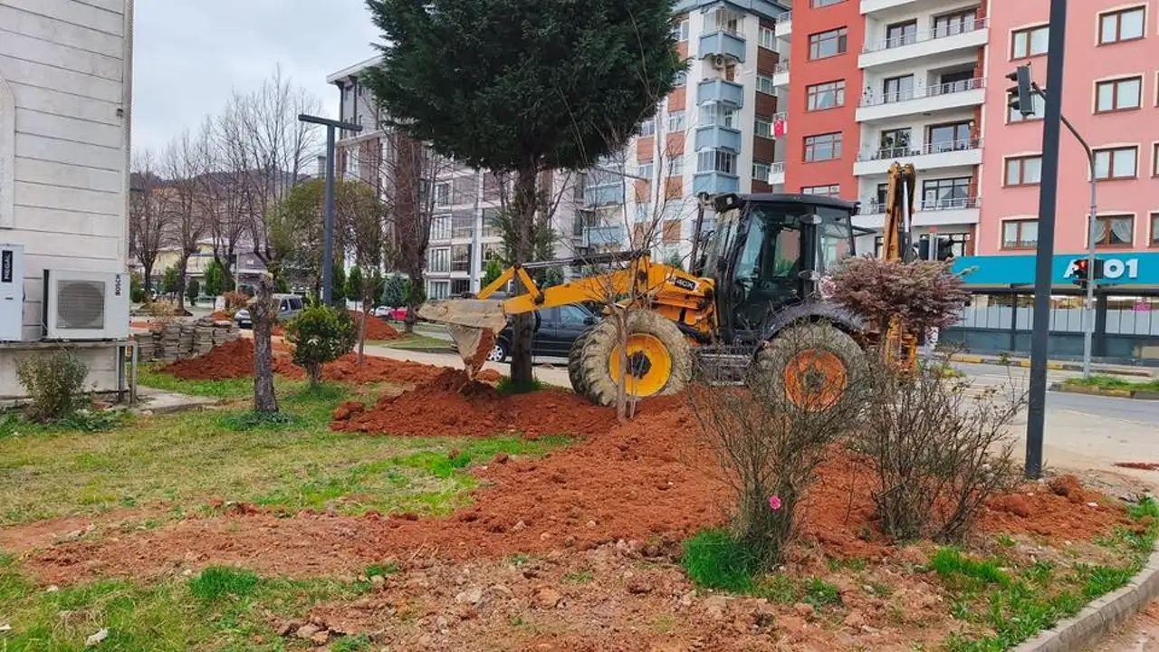 surmene-belediyesinden-mahallelerde-yogun-mesai-iskele-alt-gecidi-yenilendi