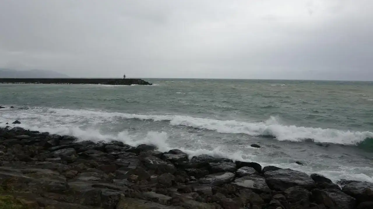 dogu-karadenizde-firtina-hayati-olumsuz-etkiliyor