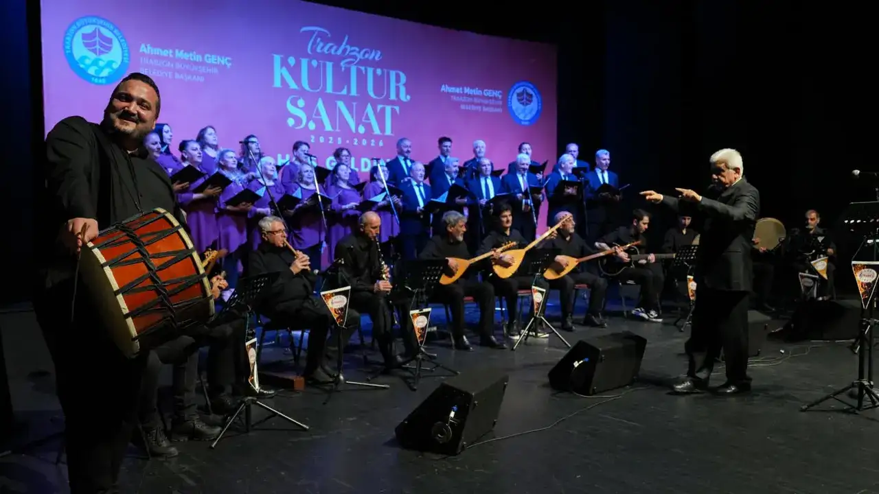 buyuksehirden-trabzona-turk-halk-muzigi-gecesi