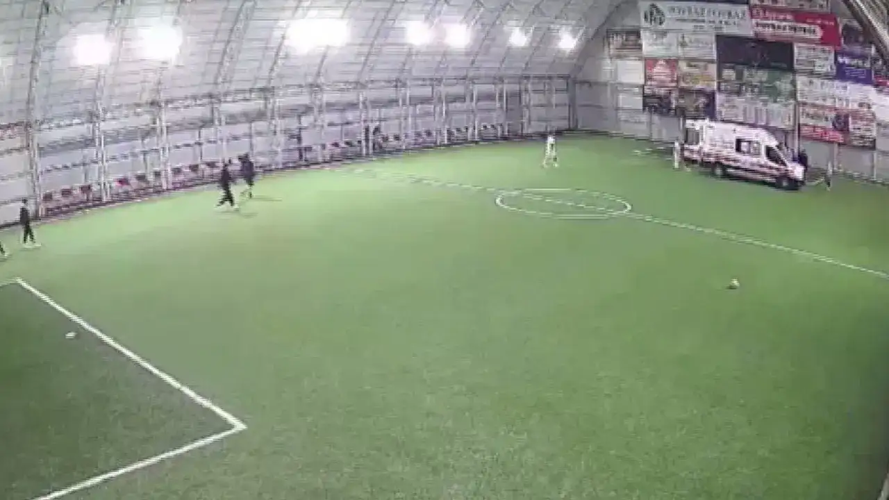 orduda-hali-sahada-kalp-krizi-geciren-ogretmen-son-yolculuguna-ugurlandi