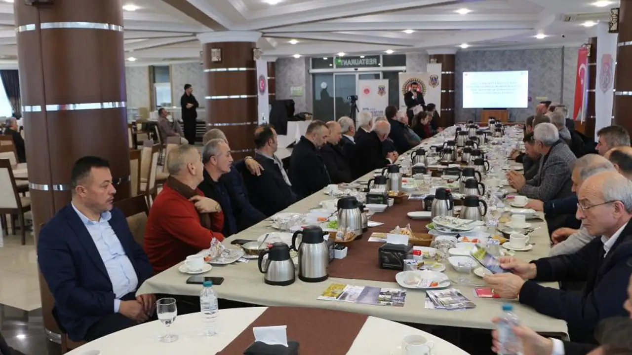 rizede-muhtarlara-denetimli-serbestlik-bilgilendirmesi