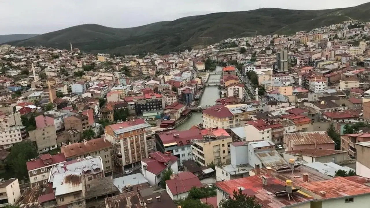turkiyenin-en-az-yalniz-yasayan-ili-bayburt-oldu