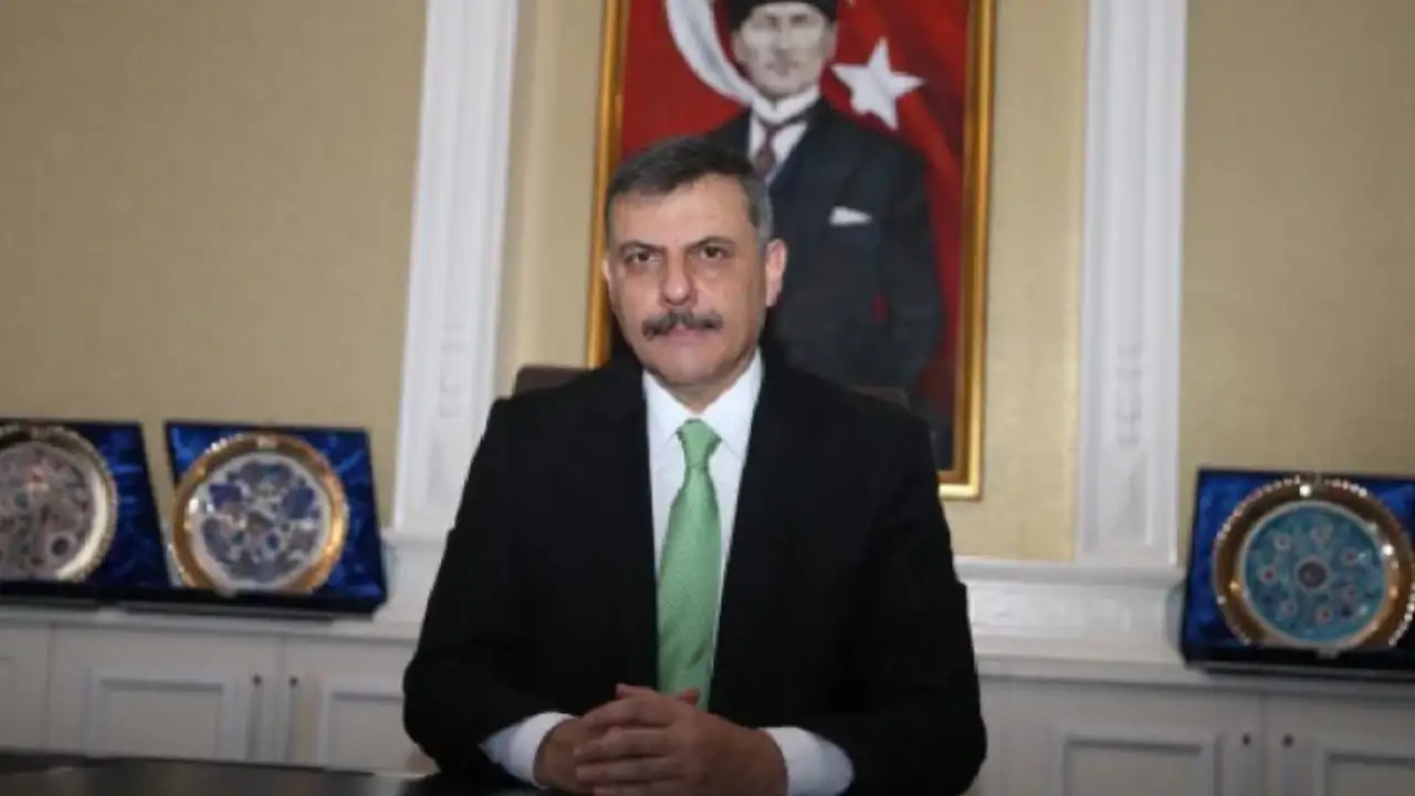 yeni-icisleri-bakani-mustafa-ciftciden-ilk-mesaj-kalbimi-erzurumda-biraktim