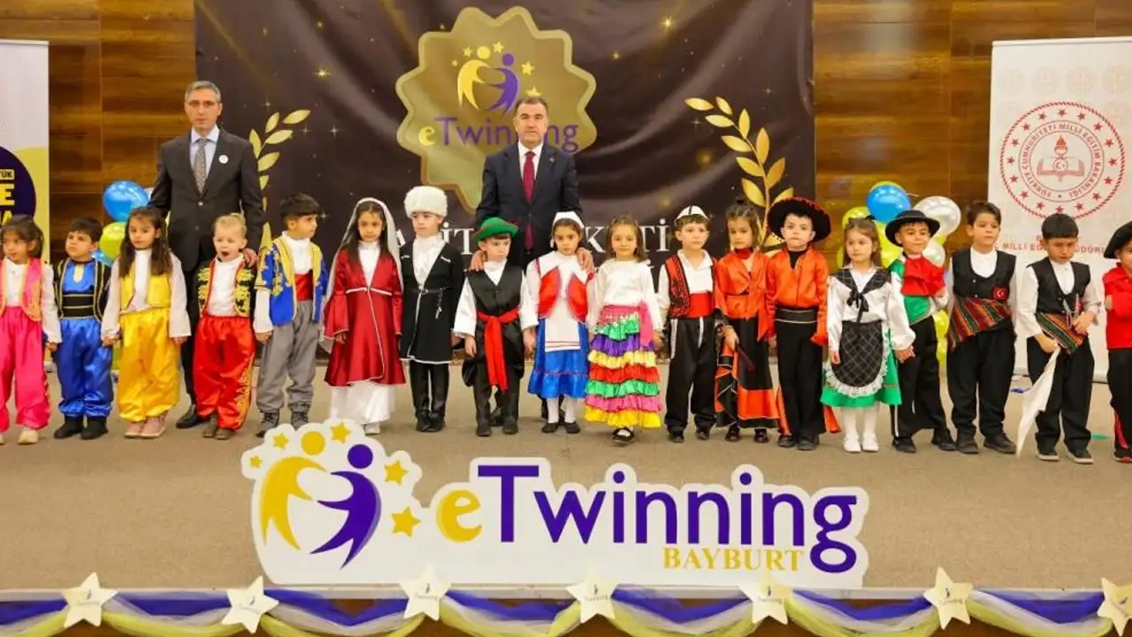 bayburt-etwinning-projelerinde-turkiyede-zirveye-oynuyor