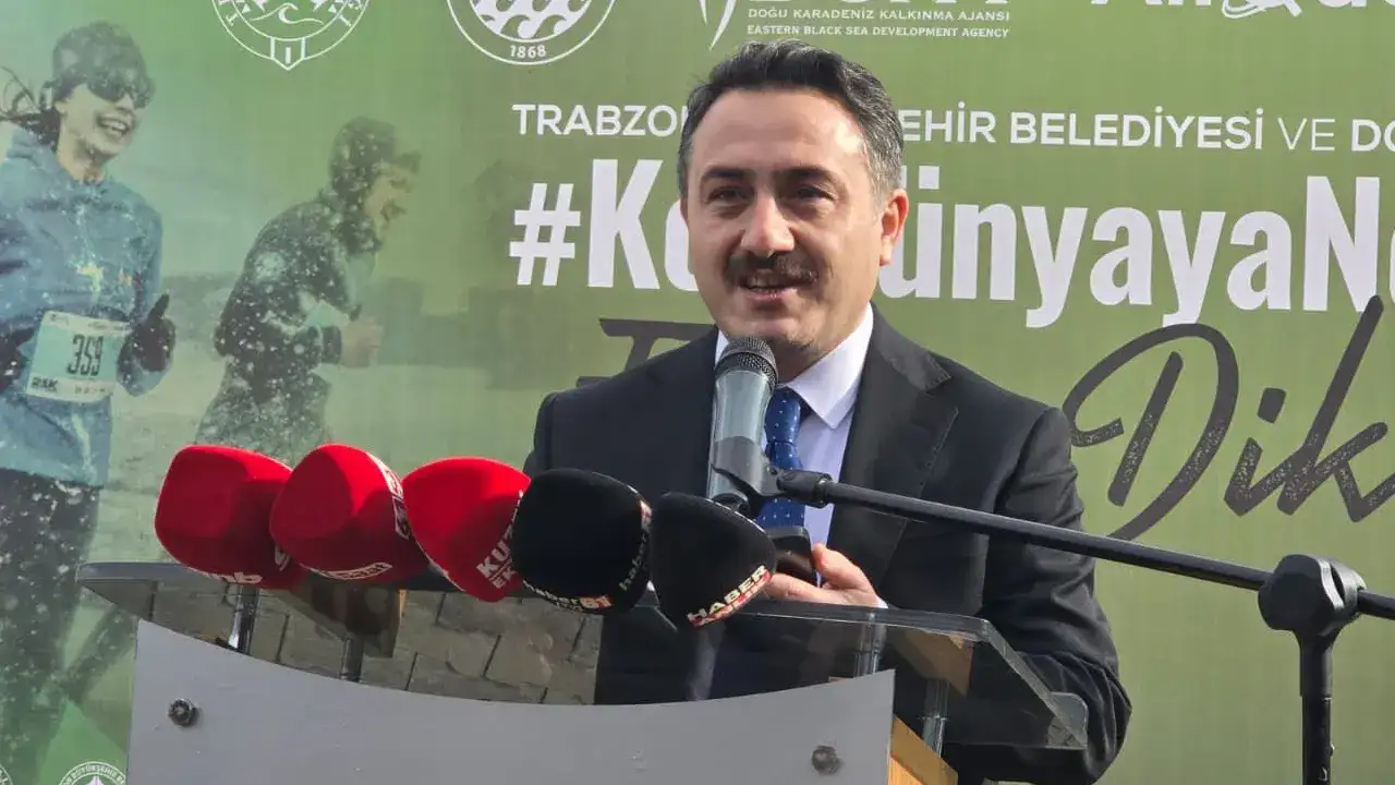 trabzonda-kos-dunyaya-nefes-ol-etkinligi-2-bin-fidan-toprakla-bulusuyor