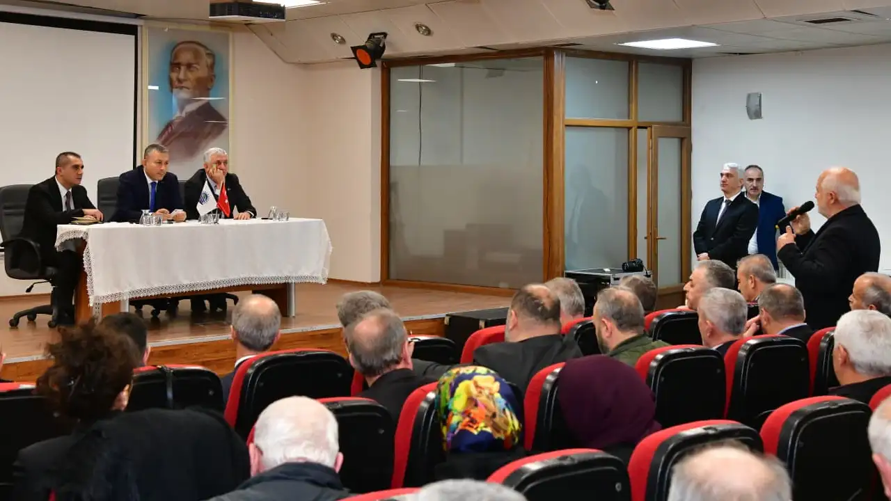 vali-tahir-sahin-ofta-muhtarlarla-bir-araya-geldi