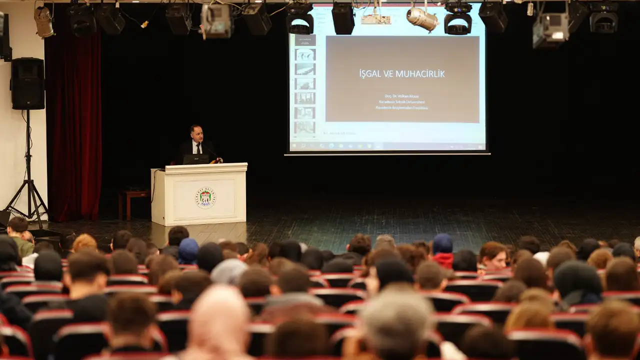 akcaabatin-kurtulus-hatiralari-konferansta-anlatildi