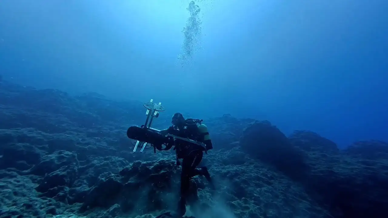 karadenizde-sessiz-katil-su-altinda-kilometrelerce-uzaniyor-cozum-ktuden-geldi