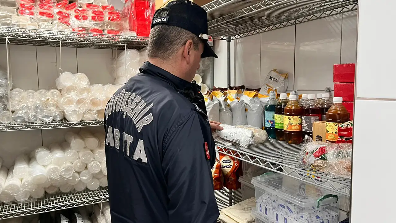 trabzon-buyuksehirden-ramazan-oncesi-denetim-etiketi-farkli-kasa-fiyati-farkli-olan-yandi